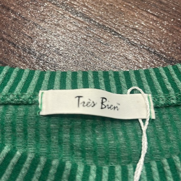 NWT Tris Bien Merry Sweatshirt - Picture 6 of 8